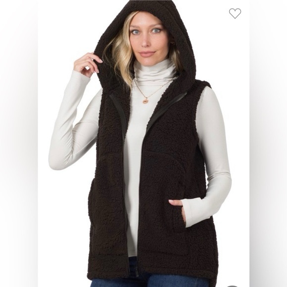 S87 Zenana Outfitters Black Fleece Vest - Picture 1 of 5